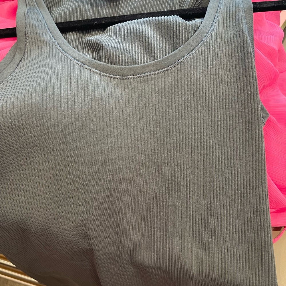 Athleta Light Gray Ribbed Tank